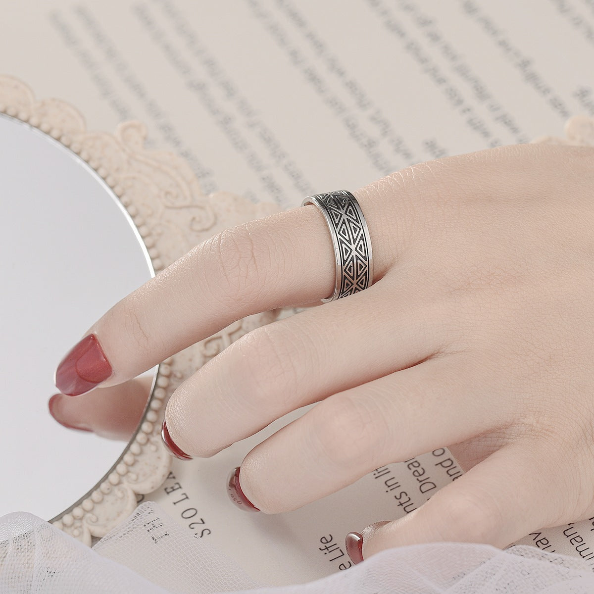 Unisex Stainless Steel Ring Geometric Oiling Design 8mm