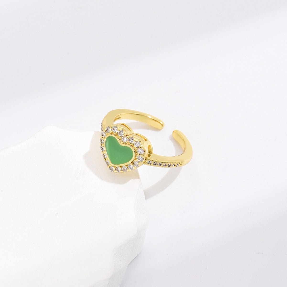 Women Adjustable Grass Green Heart Shaped Copper Ring Electroplated Fashion Jewelry For Daily Wear Accessory Gift