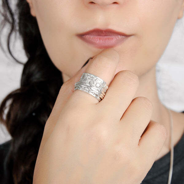 Vintage Star Moon Ring Silver Tone Alloy Retro Fashion Jewelry For Women And Girls Gift For Everyday Wear Plus