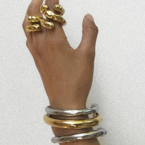 Womens Open Ended Bangle Bracelet Electroplated Alloy European American Style Fashionable Gift Gold Silver Finish