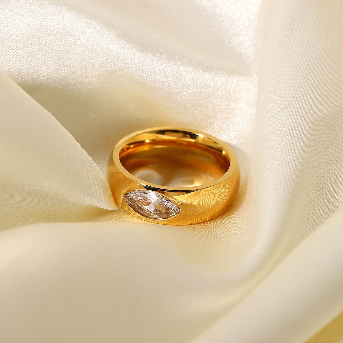 Womens Stainless Steel Ring 18K Gold Electroplated Transparent Rock Sugar Square Diamond Geometric Design Ring