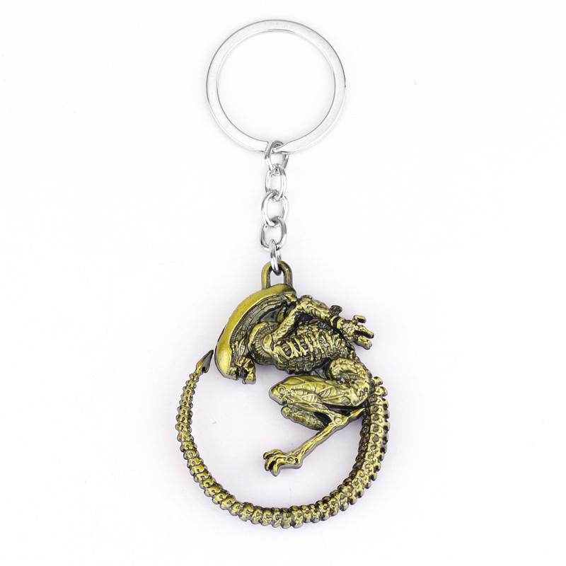 Alien Battle Keychain Unique Alloy Design Electroplated Finish Durable Accessory Sci Fi Gift Keychain Ancient