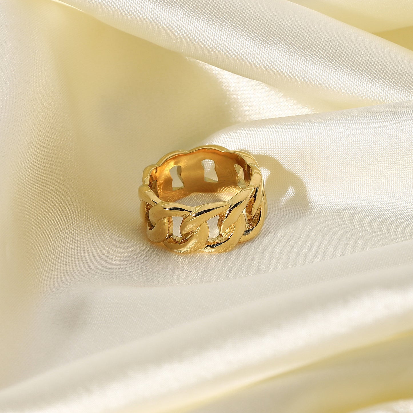Gold Stainless Steel Geometric Chain Ring Unisex Jewelry Electroplated Women Girls Size 6 7 8 Everyday Wear Gift Idea