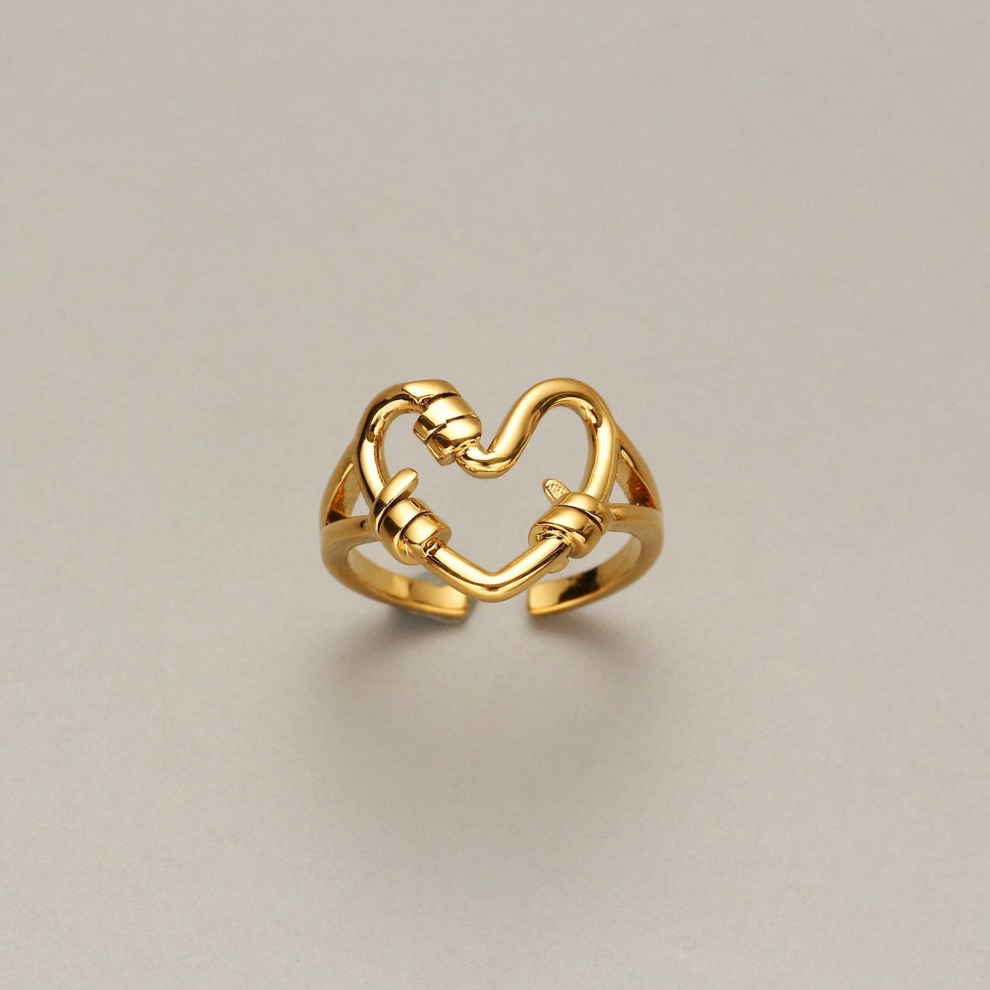 Womens Heart Shaped Ring Gold Plated Copper Hollow Winding Adjustable European American Fashion Jewelry Trendy