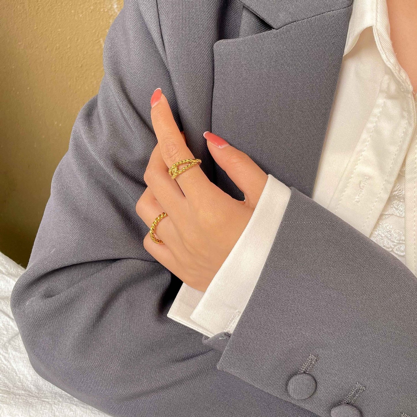 Trendy Knotted Twisted Net Red Index Ring Titanium Steel Ring Not Inlaid Croissant Twist Size 6 7 8 Twist Ring