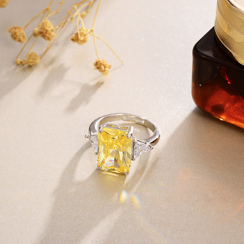 Copper Rhinestone Ring for Women European Style Fashionable