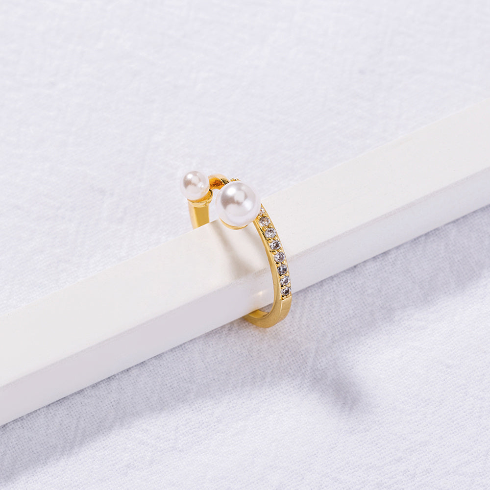 Adjustable Gold Ring With Diamond Zircon Pearl Design