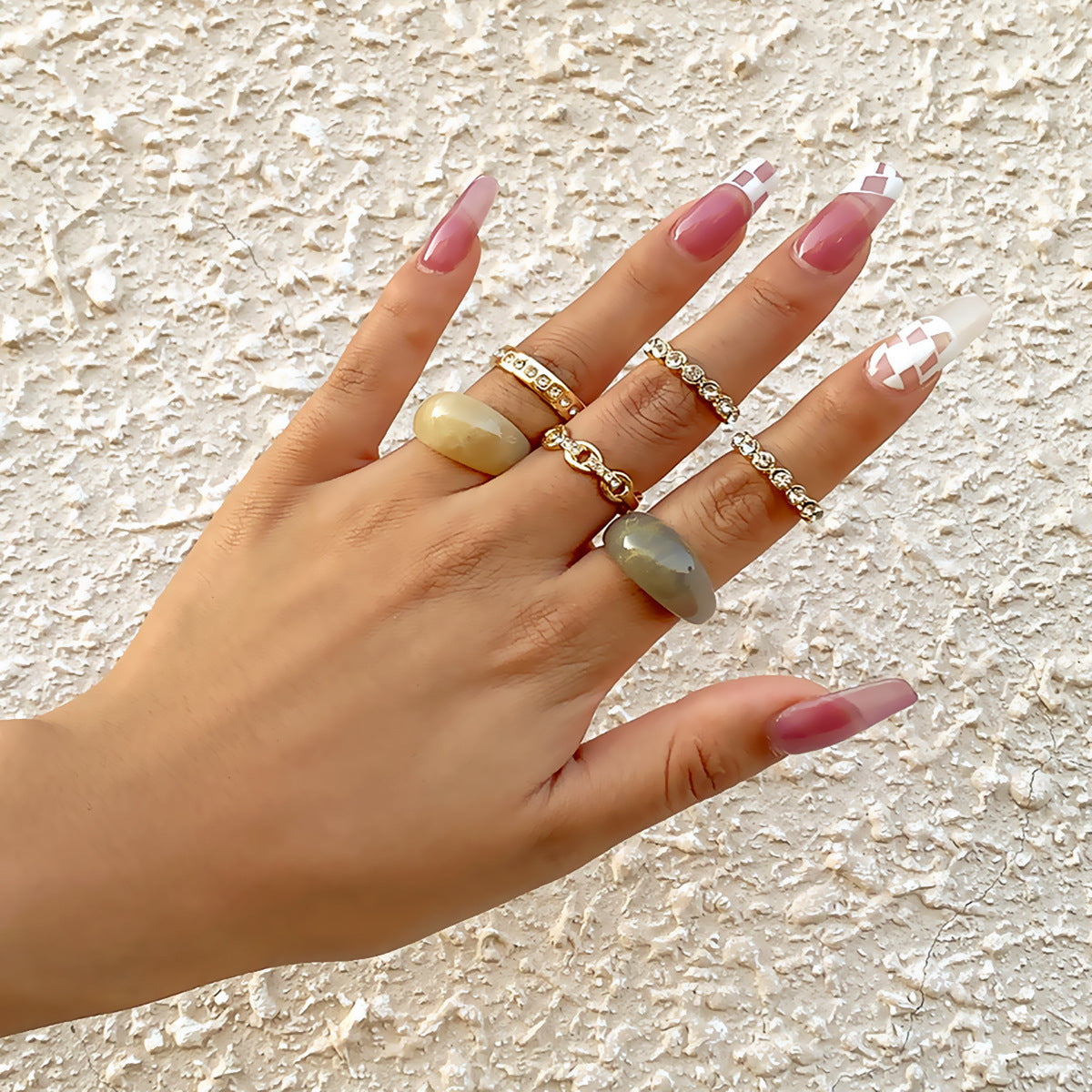 Geometric Resin Rhinestone Ring For Women Acrylic Alloy Inlaid Statement Jewelry Mix Colors Gemstone Shine Red