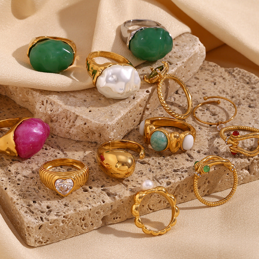 Womens Retro Ring Stainless Steel Plated 18K Gold Fashion Jewelry Casting Love Light Wave Zircon Ring for Women Retro Geometric Ring