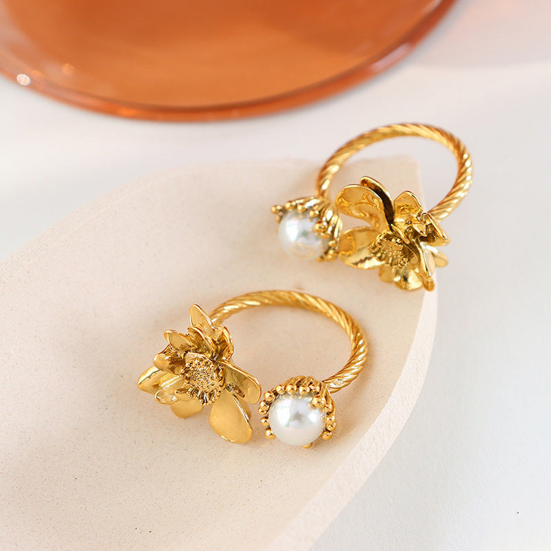 Womens Retro Flower Brass Ring Electroplated Fashion Jewelry Floral Vintage Ring Gift For Her Vintage Inspired