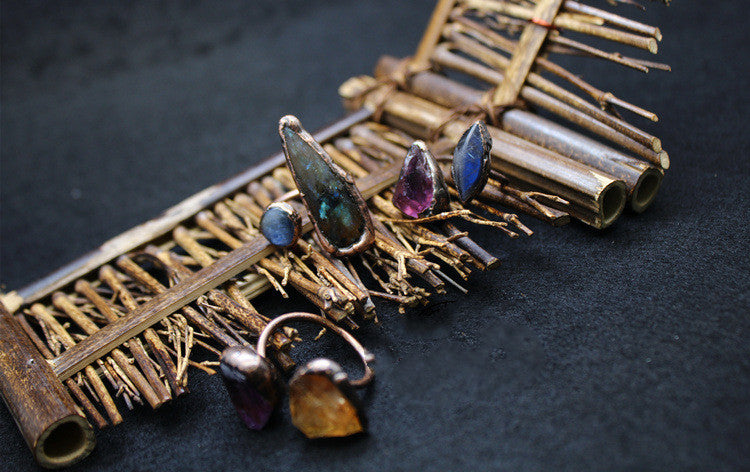 Vintage Purple Quartz Ring for Women Adjustable Opening Retro Style with Flash Stone Original Violet Stone Ring