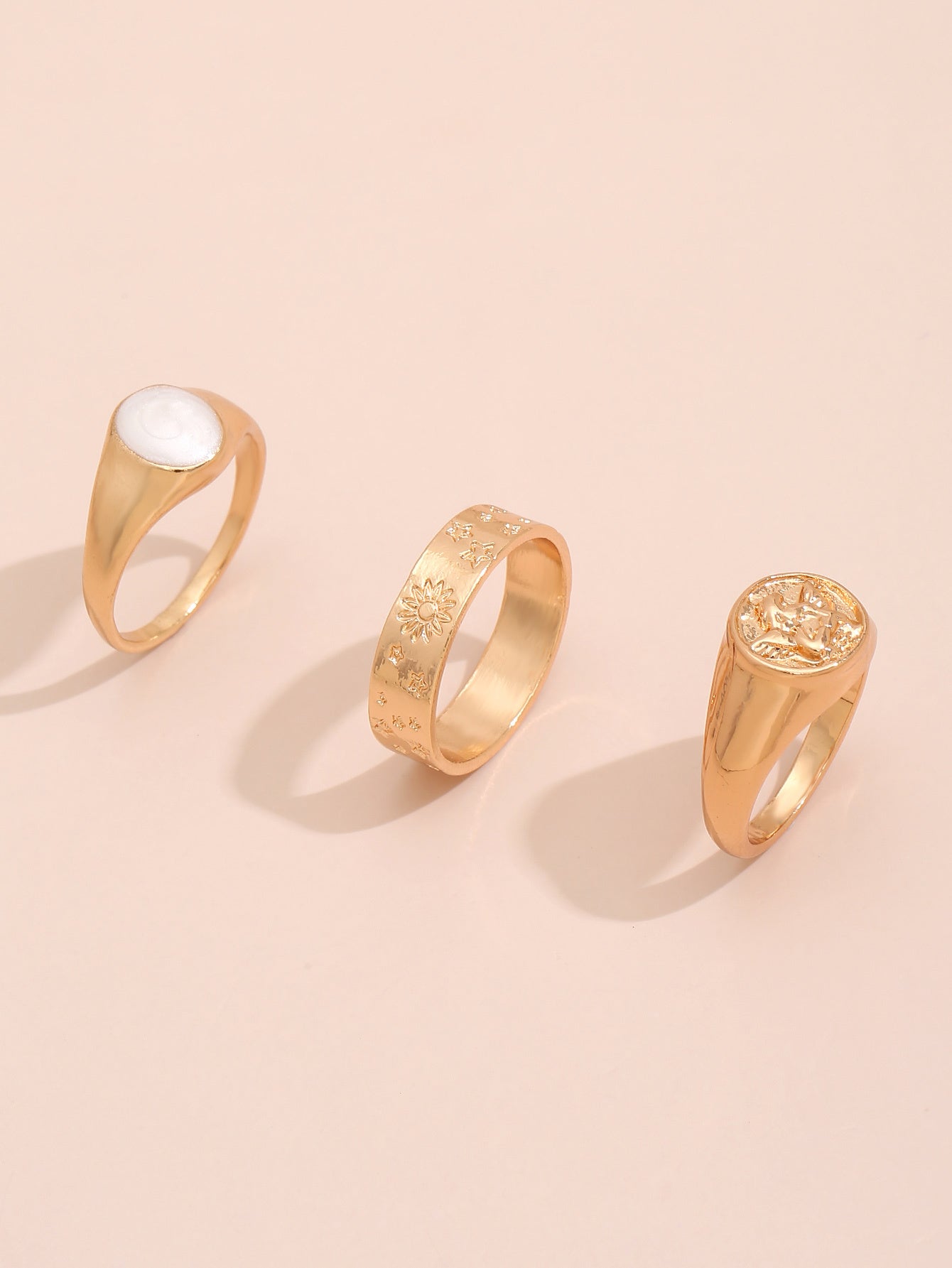 Womens Fashion Ring Set Electroplated Stackable Rings Zinc Alloy Irregular Design Gift Set Of Three Pieces Set