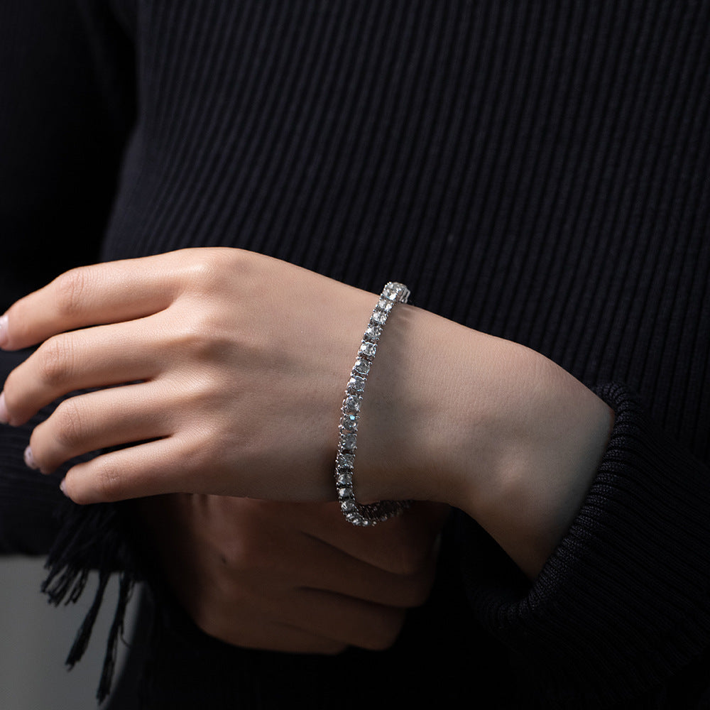 Unisex Cuban Bracelet Electroplated Alloyed Geometric Diamond Studded Fashion Jewelry Punk Bracelet For Ladies