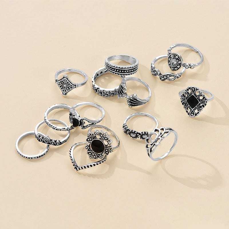 Geometric Flower Hollow Ring Electroplated Alloy European Style Fashion Statement Ring For Women Retro Design Trend