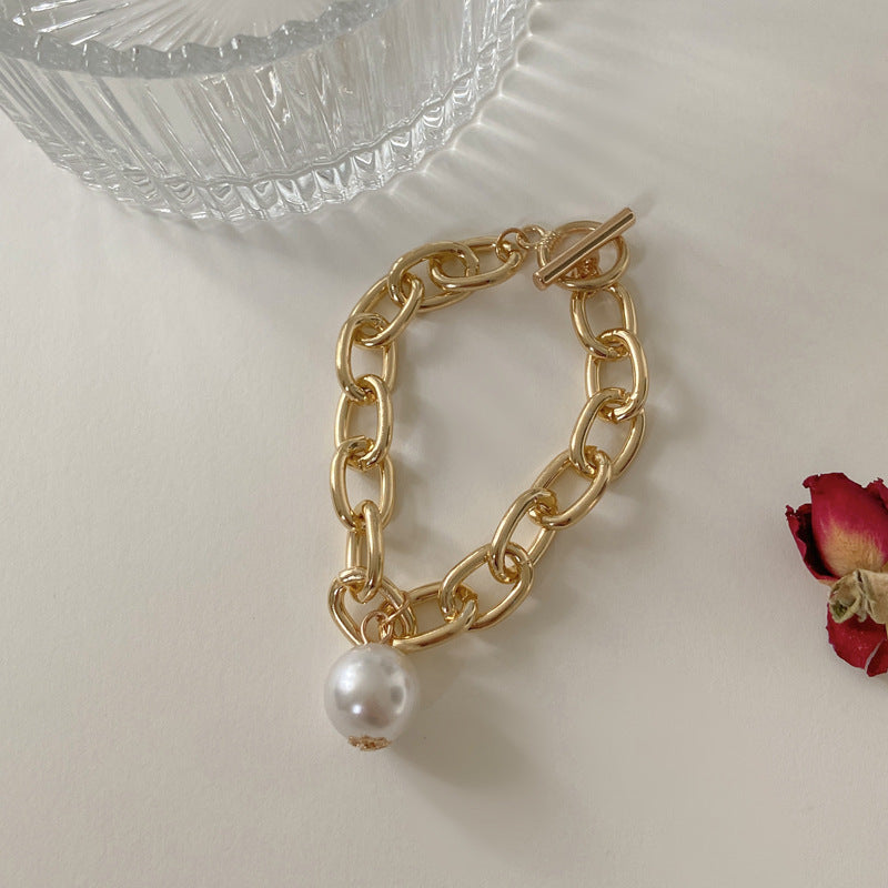 Womens Retro Geometric Alloy Bracelet With Pearl Pendant Electroplated Punk Jewelry Large Pearl Bracelet Female