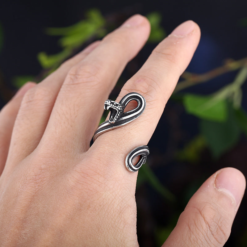 Vintage Stainless Steel Snake Ring For Men Animal Design Jewelry Ring Size 7 To 13 Durable Comfort Fit Everyday Wear