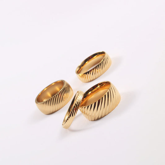 Womens Titanium Steel Ring Diamond Inlaid Twist Geometric Design Camber Twill Band Fashion Jewelry Sleek Style